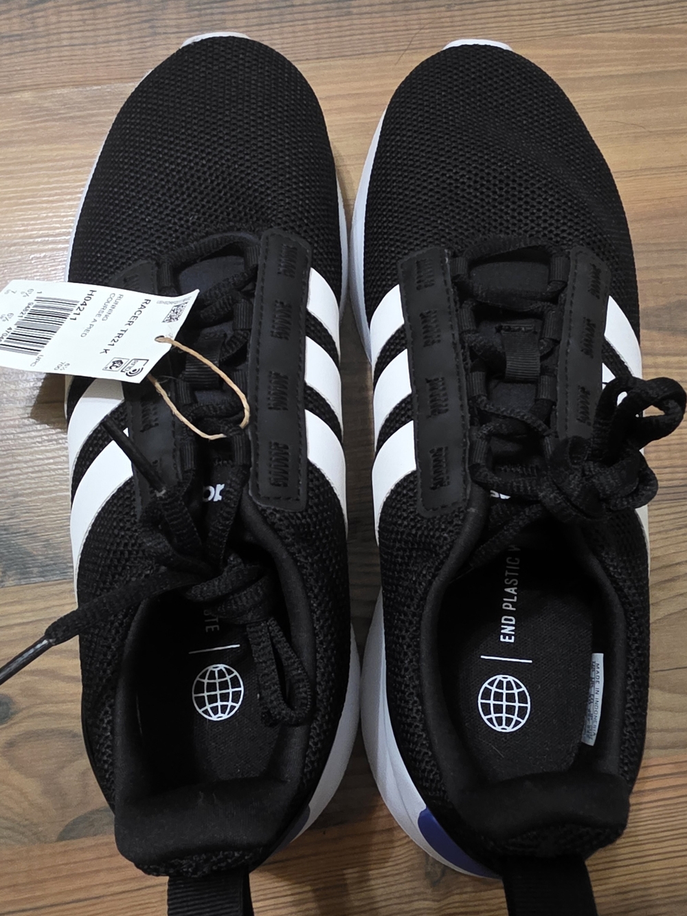 ADidas Black and White Mesh Running Sneakers SZ 7Y